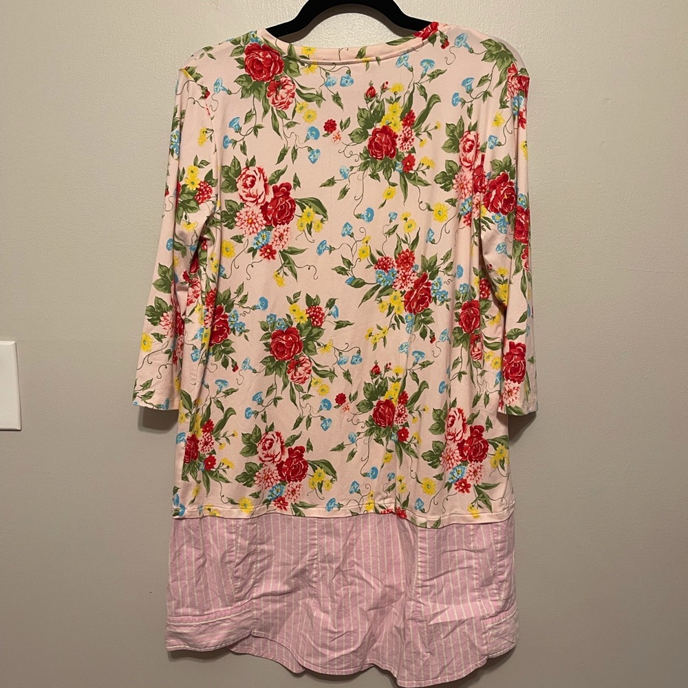 The Pioneer Woman Floral Tunic - Picture 2 of 5